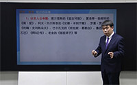 以主人公命题